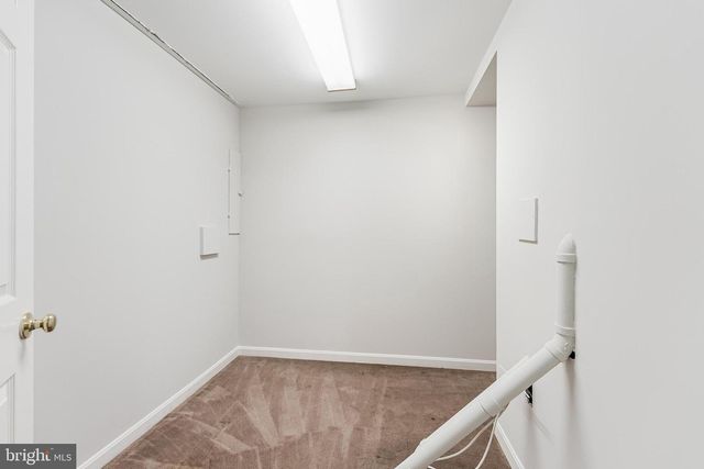 4715 LEWIS WOODS CT, Chantilly, VA 20151