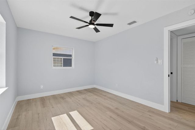 5007 STOLLS AVENUE, Tampa, FL 33615