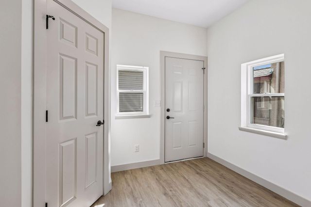 2414 Como Avenue SE, Minneapolis, MN 55414