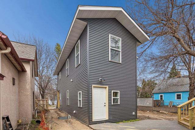 2414 Como Avenue SE, Minneapolis, MN 55414