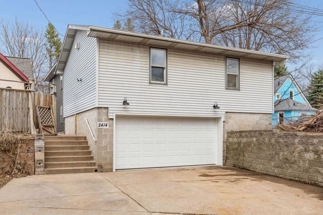 2414 Como Avenue SE, Minneapolis, MN 55414