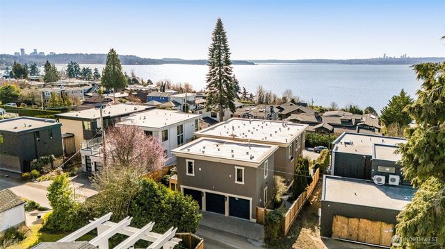 410 8th Avenue W, Kirkland, WA 98033