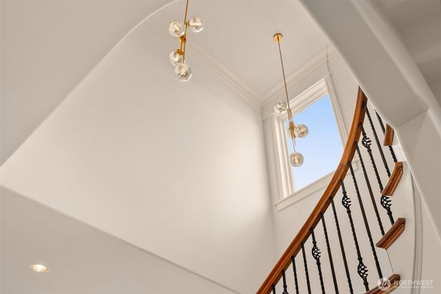 410 8th Avenue W, Kirkland, WA 98033