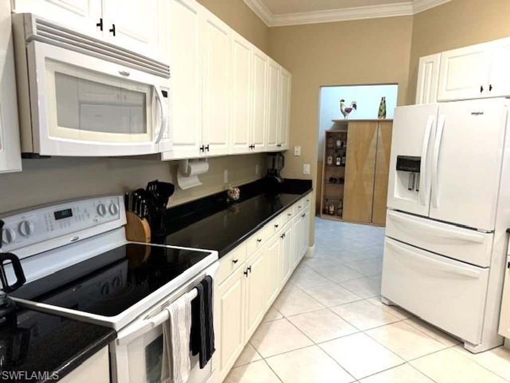 2743 1st ST 305, FORT MYERS, FL 33916 — photo 3