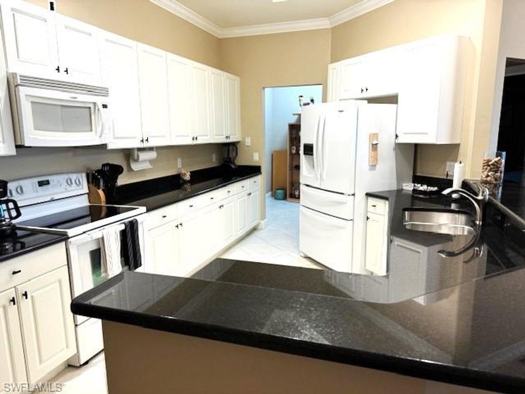 2743 1st ST 305, FORT MYERS, FL 33916 — photo 4