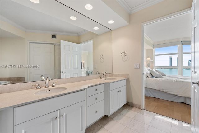 3370 Hidden Bay Drive 1213, Aventura, FL 33180