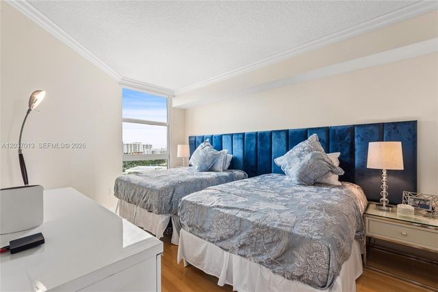 3370 Hidden Bay Drive 1213, Aventura, FL 33180