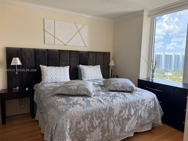 3370 Hidden Bay Drive 1213, Aventura, FL 33180