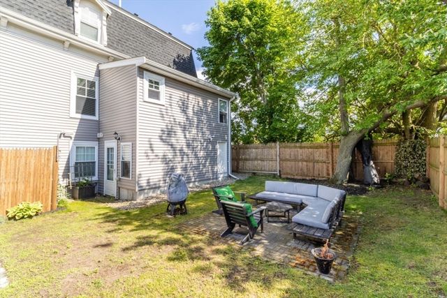 189 Shirley St 1, Winthrop, MA 02152