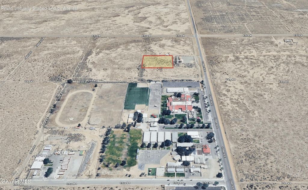 E 170th Street, Lancaster, CA 93535