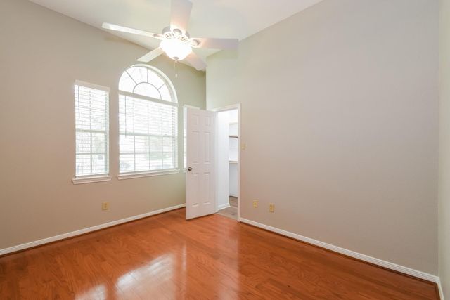 2819 Calender Lake Drive, Missouri City, TX 77459