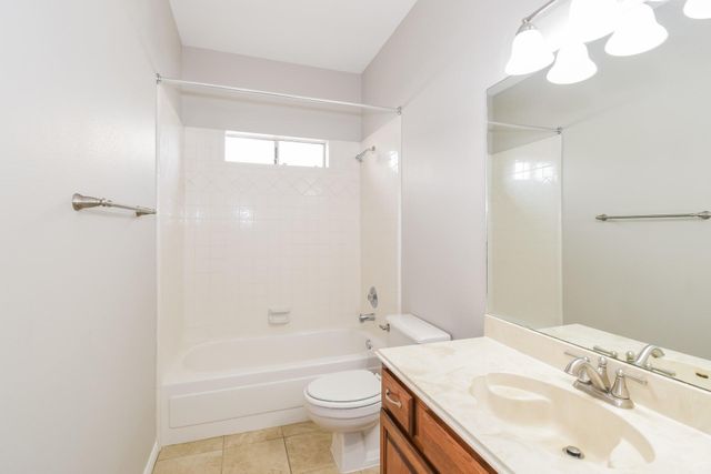 2819 Calender Lake Drive, Missouri City, TX 77459