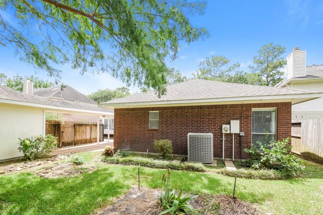 2819 Calender Lake Drive, Missouri City, TX 77459