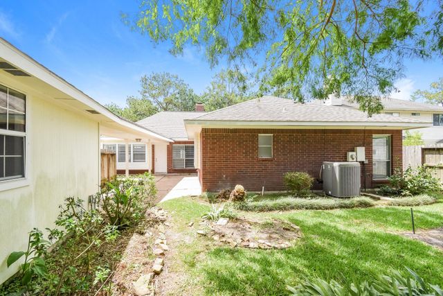 2819 Calender Lake Drive, Missouri City, TX 77459