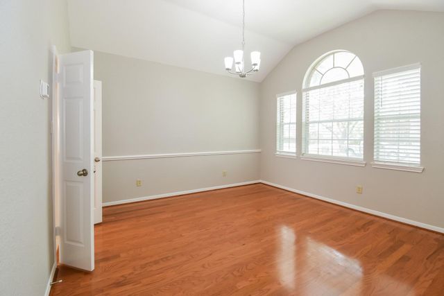 2819 Calender Lake Drive, Missouri City, TX 77459