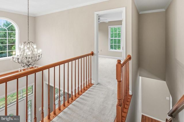 10143 HEDRICK FARM LN, Midland, VA 22728
