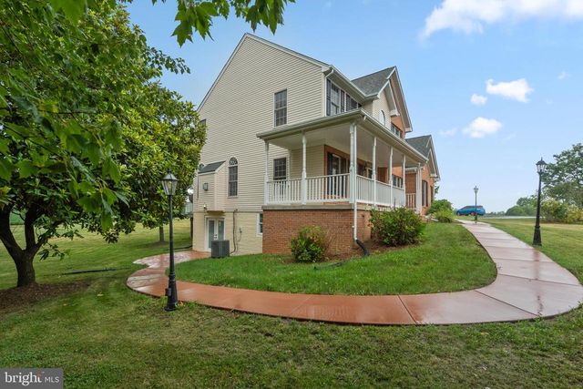 10143 HEDRICK FARM LN, Midland, VA 22728