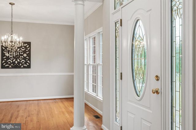 10143 HEDRICK FARM LN, Midland, VA 22728