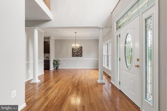 10143 HEDRICK FARM LN, Midland, VA 22728
