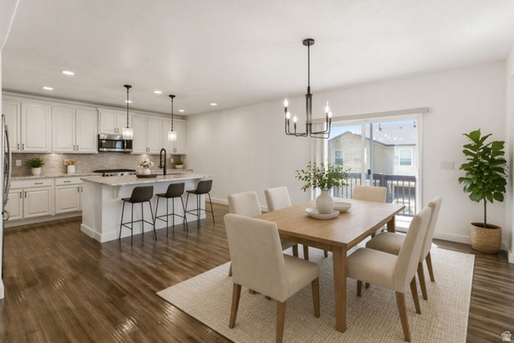Image 12 of property listing at 22 N 1100 W, Farmington, UT 84025