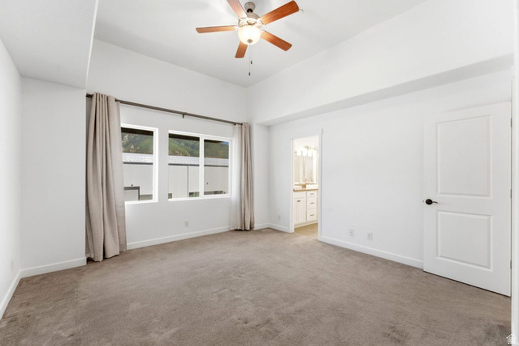 Image 19 of property listing at 22 N 1100 W, Farmington, UT 84025