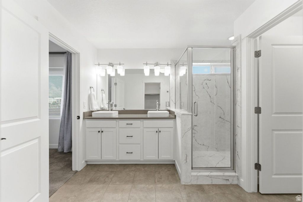Image 21 of property listing at 22 N 1100 W, Farmington, UT 84025