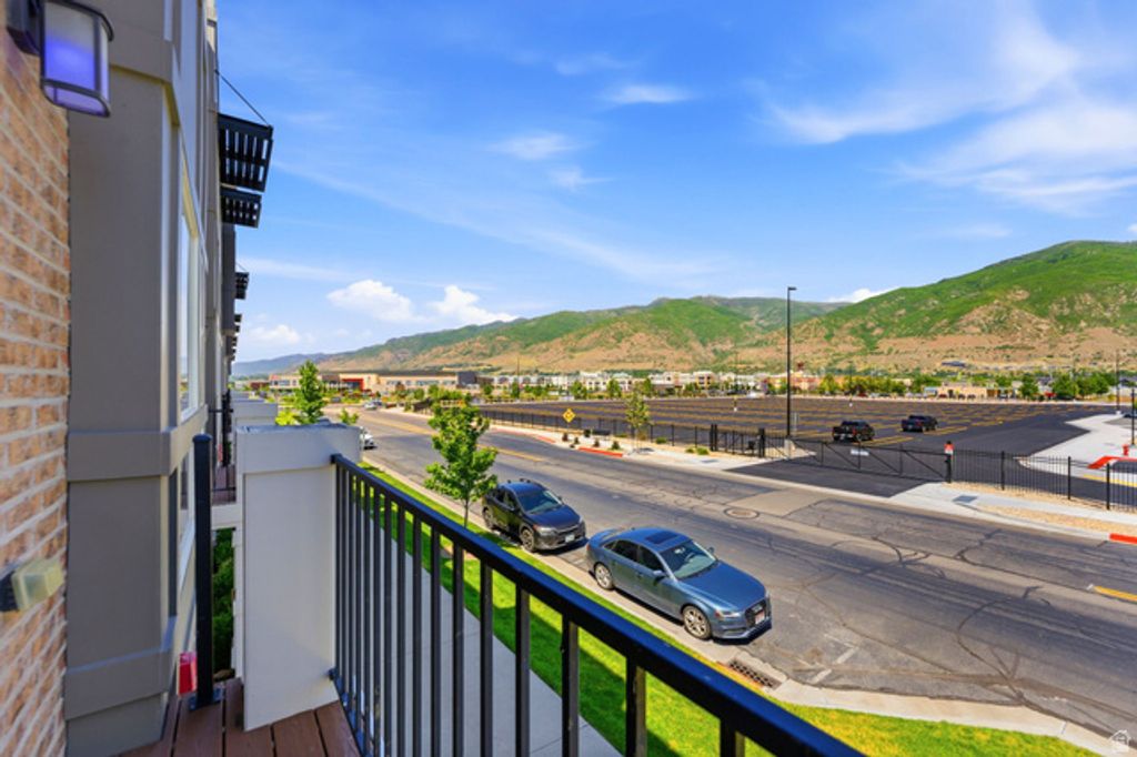 Image 33 of property listing at 22 N 1100 W, Farmington, UT 84025
