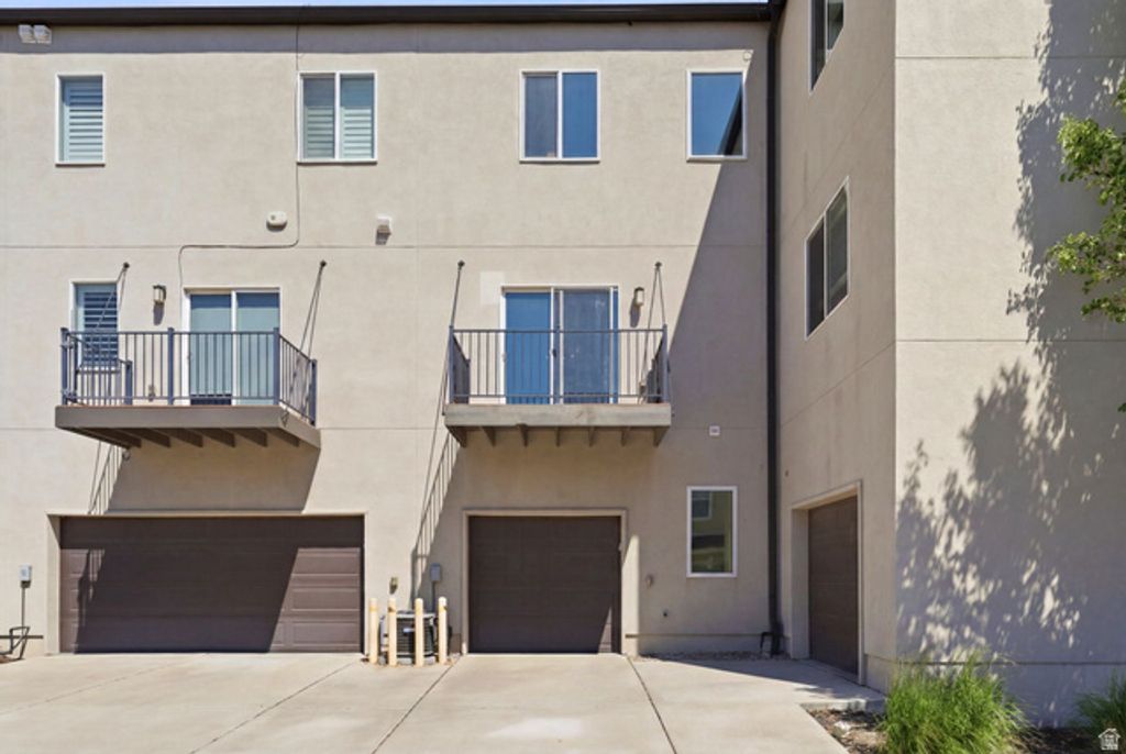 Image 39 of property listing at 22 N 1100 W, Farmington, UT 84025