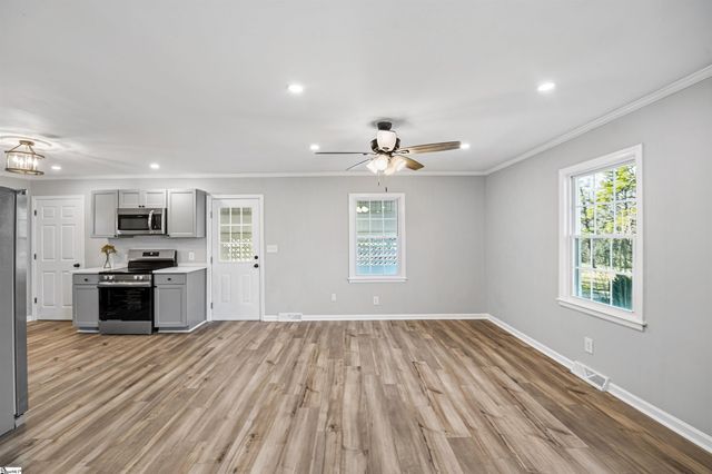 318 Elljean Road, Easley, SC 29640