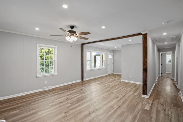 318 Elljean Road, Easley, SC 29640