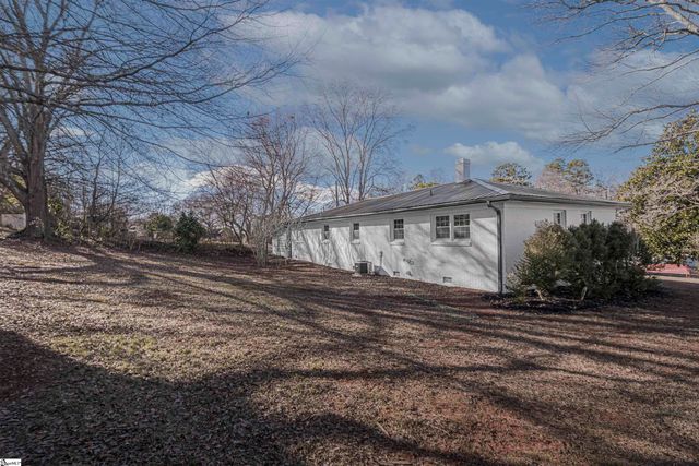 318 Elljean Road, Easley, SC 29640