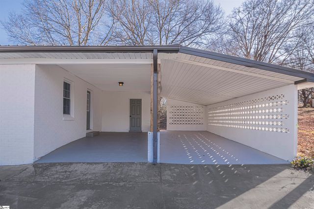 318 Elljean Road, Easley, SC 29640