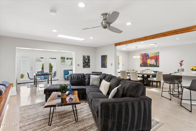 6942 E EXETER Boulevard, Scottsdale, AZ 85251