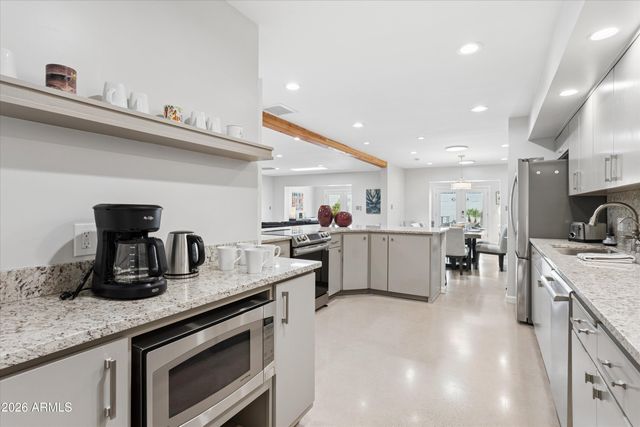 6942 E EXETER Boulevard, Scottsdale, AZ 85251