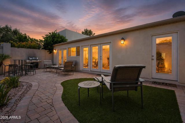 6942 E EXETER Boulevard, Scottsdale, AZ 85251