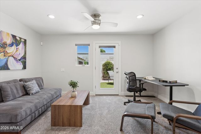 6942 E EXETER Boulevard, Scottsdale, AZ 85251