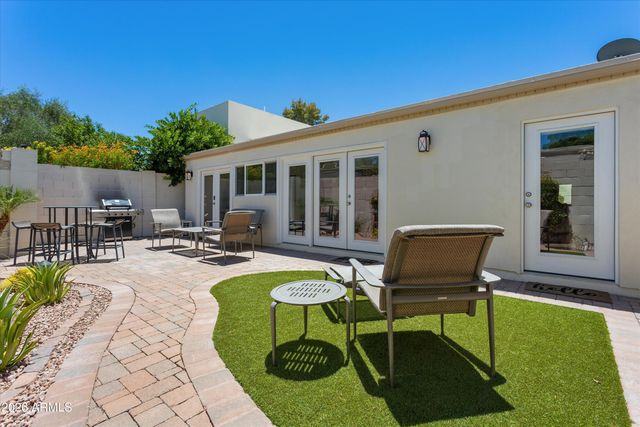 6942 E EXETER Boulevard, Scottsdale, AZ 85251
