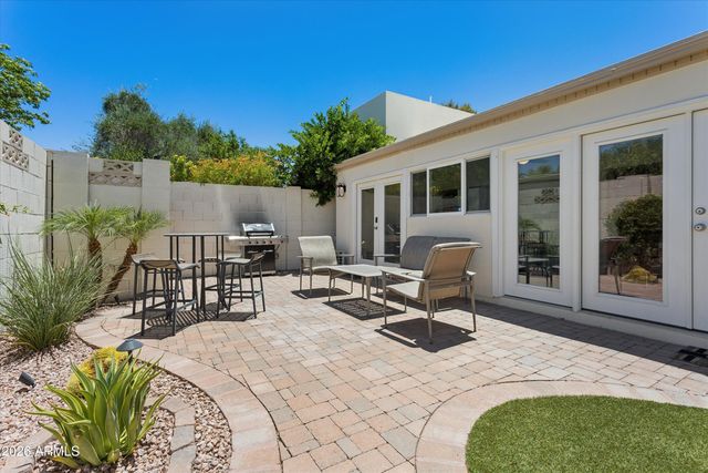 6942 E EXETER Boulevard, Scottsdale, AZ 85251