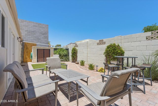 6942 E EXETER Boulevard, Scottsdale, AZ 85251