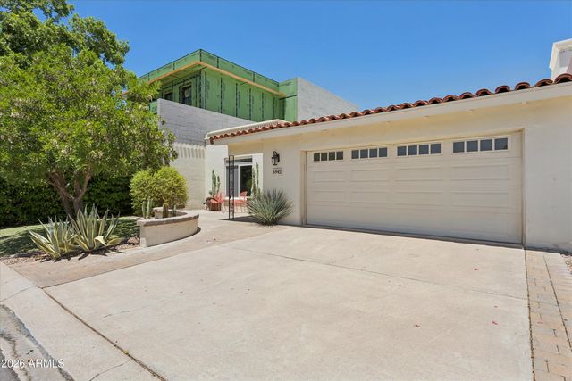 6942 E EXETER Boulevard, Scottsdale, AZ 85251