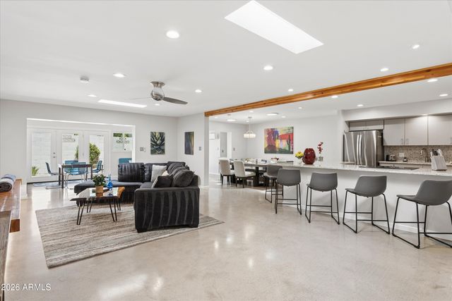 6942 E EXETER Boulevard, Scottsdale, AZ 85251