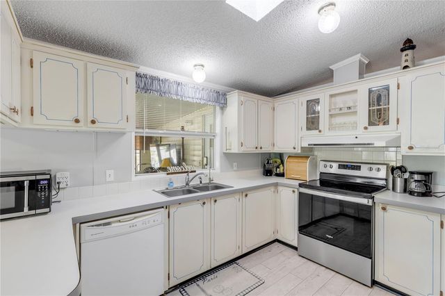 530 MILL RUN DRIVE, New Smyrna Beach, FL 32168