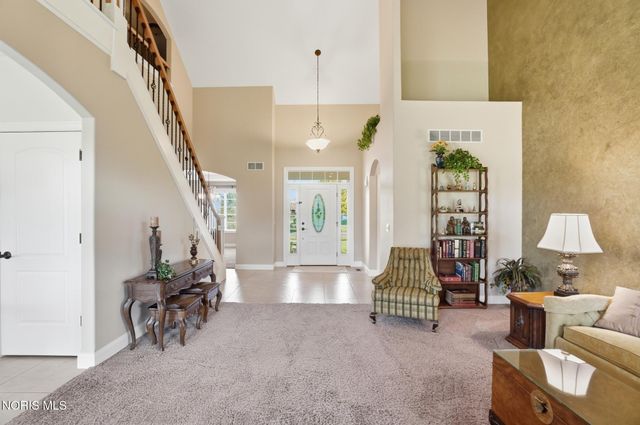 8453 Snapdragon Lane, Monclova, OH 43542