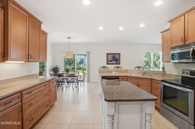 8453 Snapdragon Lane, Monclova, OH 43542