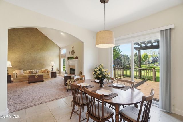 8453 Snapdragon Lane, Monclova, OH 43542