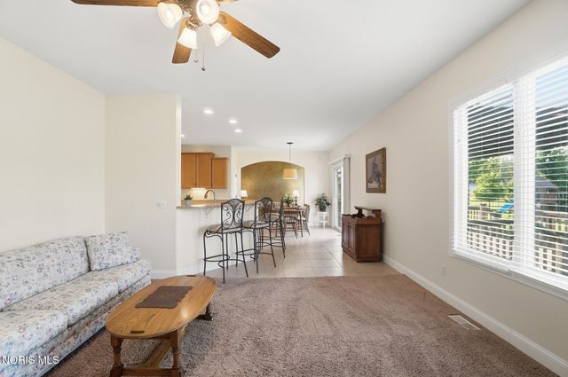 8453 Snapdragon Lane, Monclova, OH 43542