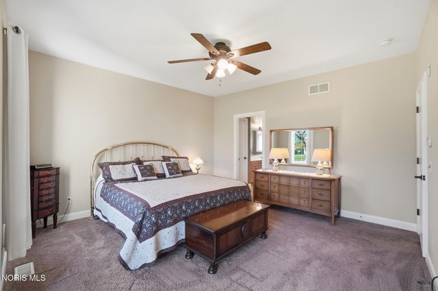 8453 Snapdragon Lane, Monclova, OH 43542