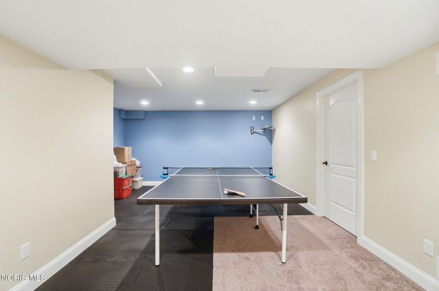 8453 Snapdragon Lane, Monclova, OH 43542