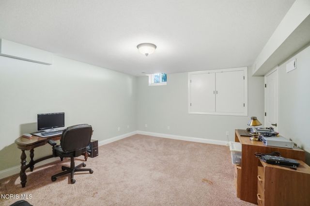 8453 Snapdragon Lane, Monclova, OH 43542