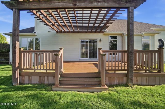 8453 Snapdragon Lane, Monclova, OH 43542
